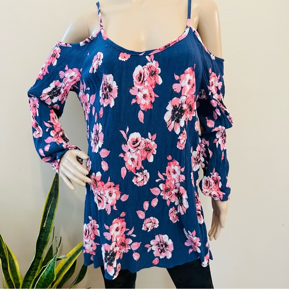 Whoa, Wait Floral Open Shoulder Long Sleeve Top Sz XXL - Picture 1 of 8